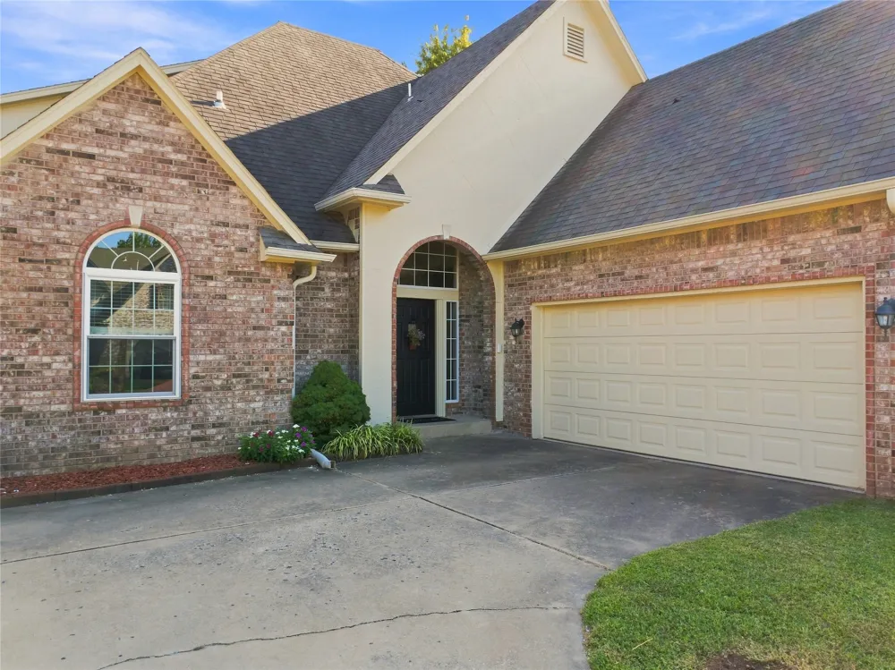 2914 E 101st Place Tulsa, OK 74137