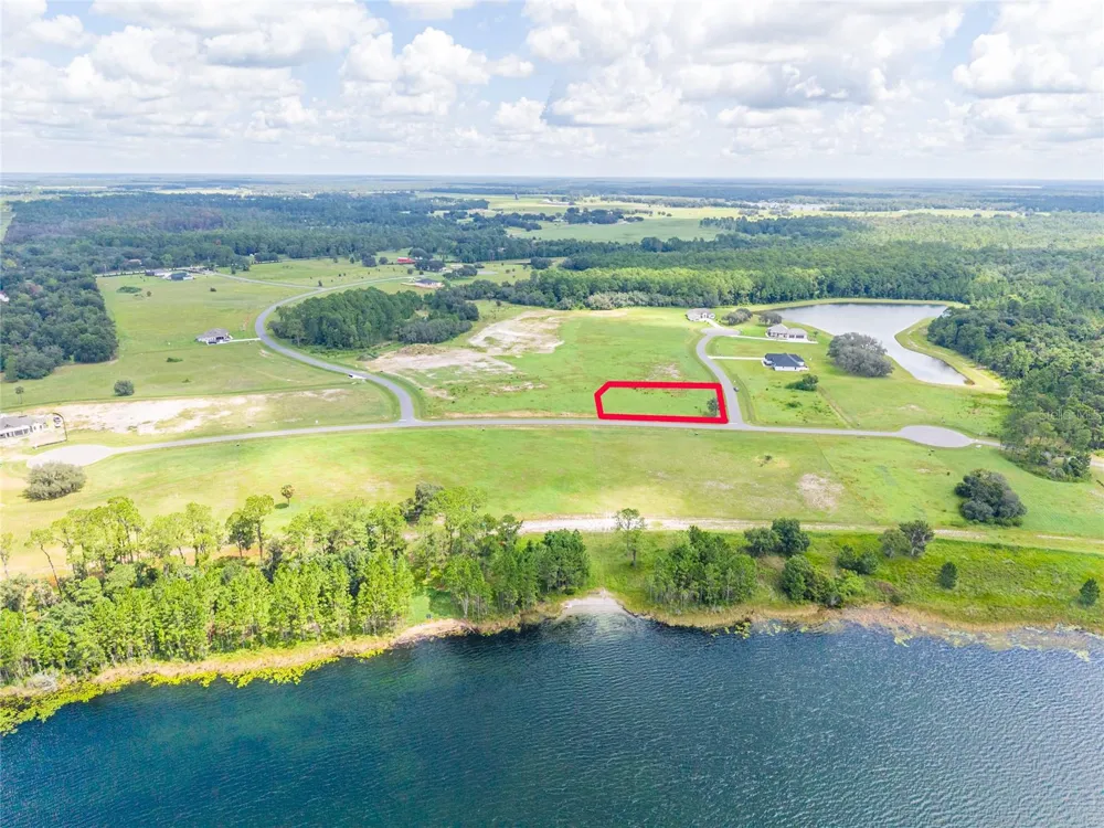 38345 LAKE MEADOW COURT Umatilla, FL 32784