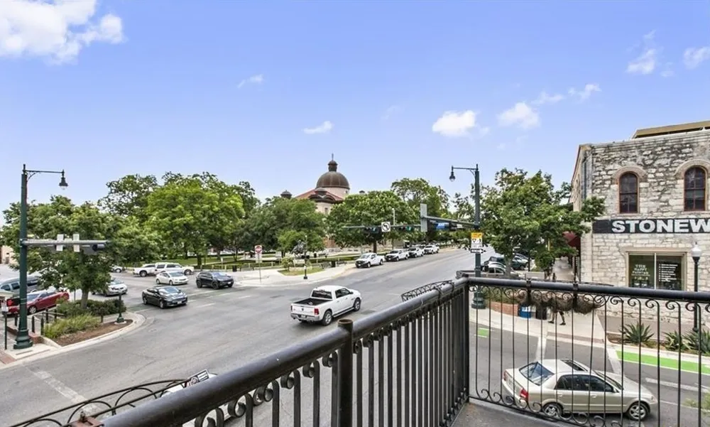 202 LBJ DRIVE #209 San Marcos, TX 78666
