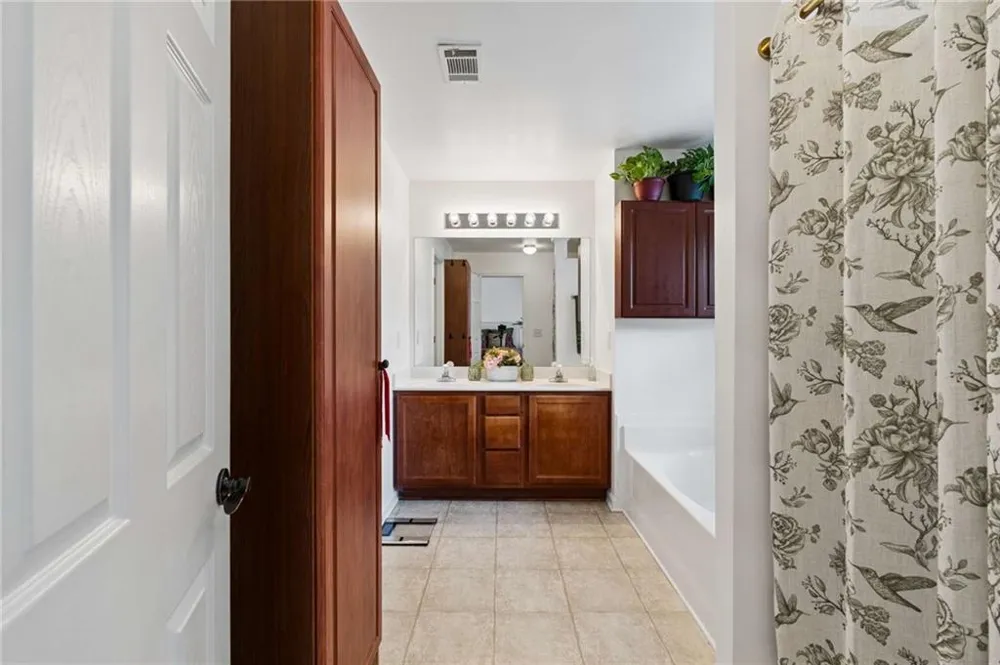 2361 Walnut Tree Court Buford, GA 30519