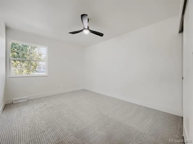 2813 S Xanadu Way Aurora, CO 80014