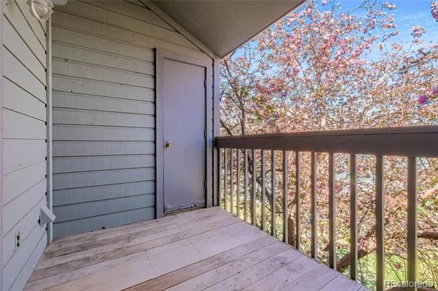 3696 S Depew Street #303 Lakewood, CO 80235