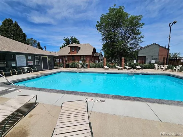 3696 S Depew Street #303 Lakewood, CO 80235