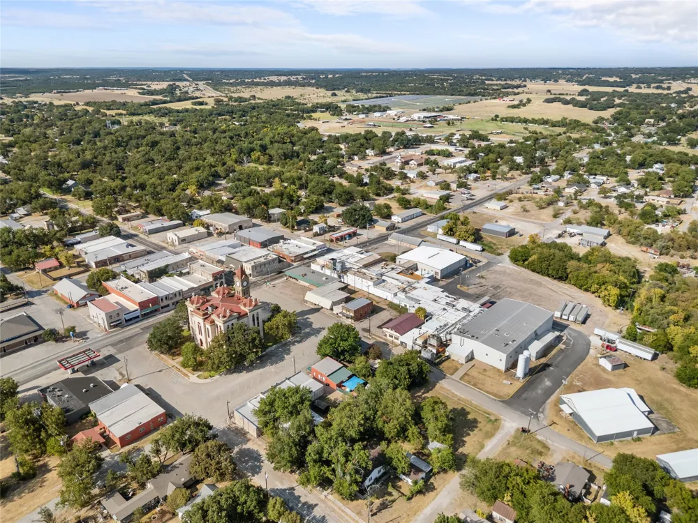207 S Erath Meridian, TX 76665