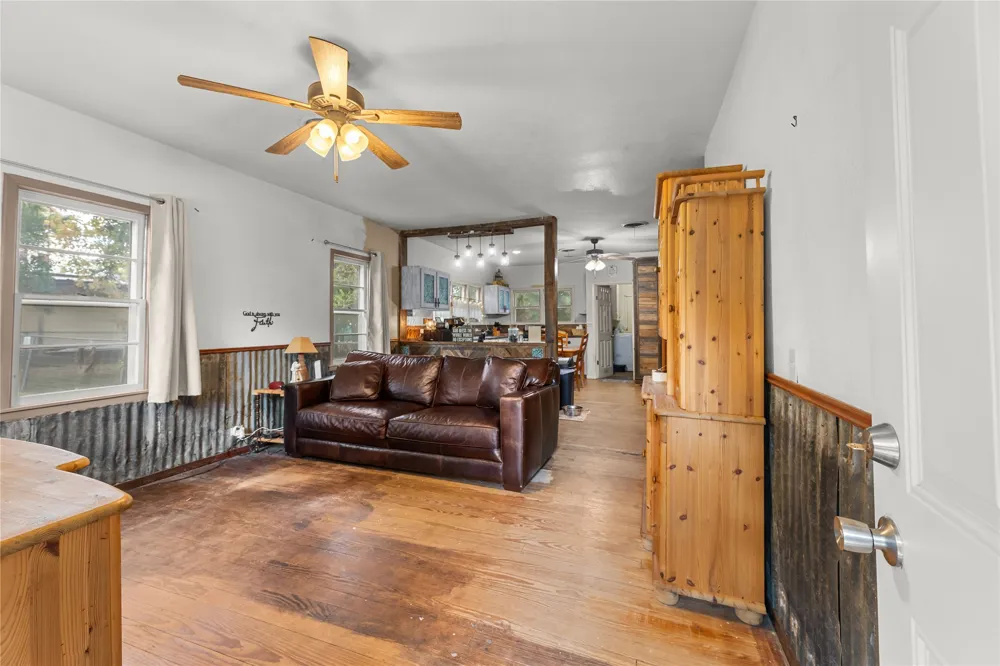 207 S Erath Meridian, TX 76665