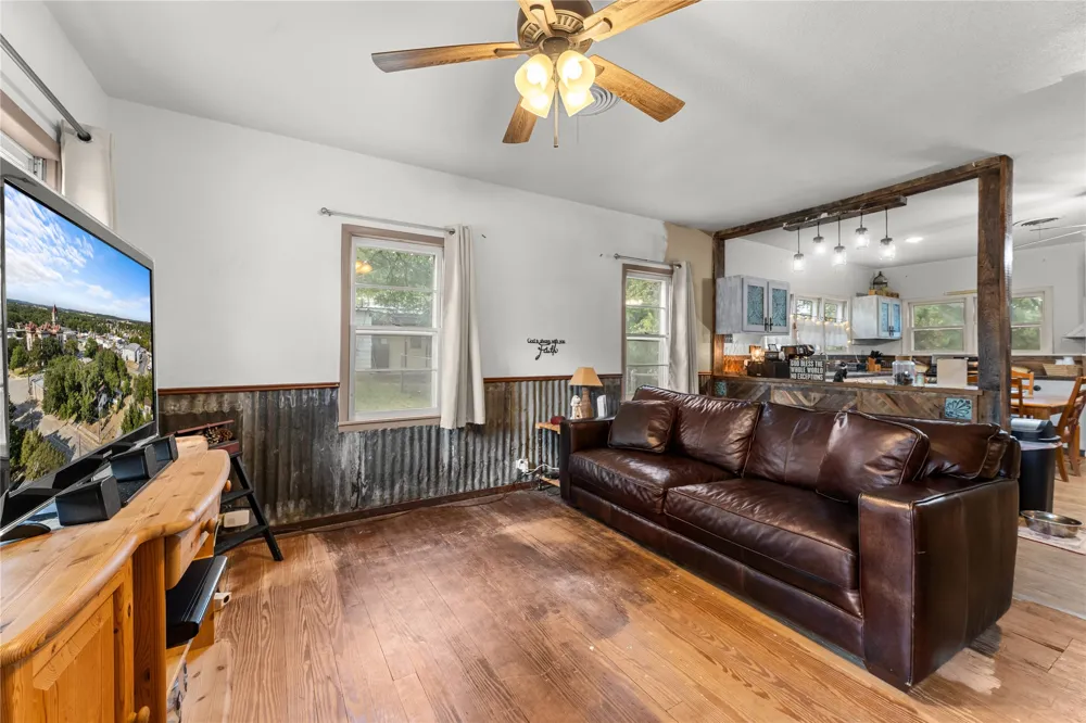 207 S Erath Meridian, TX 76665
