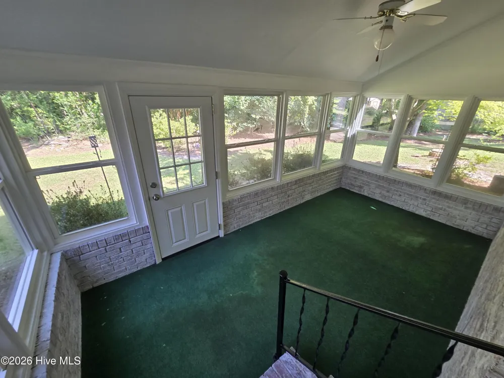 12601 Woodpecker Lane Laurinburg, NC 28352