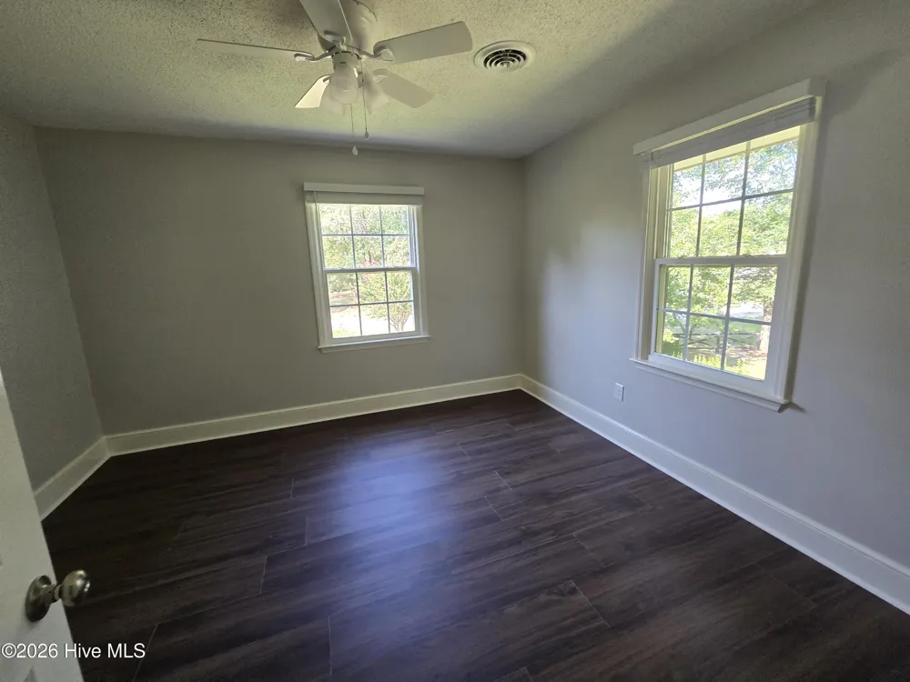 12601 Woodpecker Lane Laurinburg, NC 28352