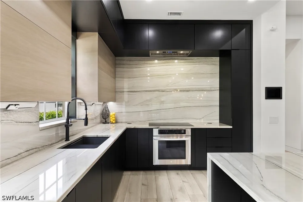 Ellice Way Naples, FL 34119