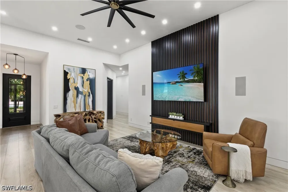 Ellice Way Naples, FL 34119