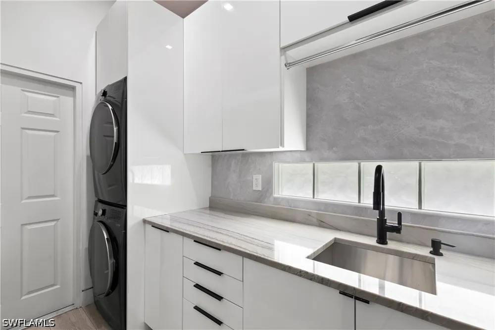 Ellice Way Naples, FL 34119