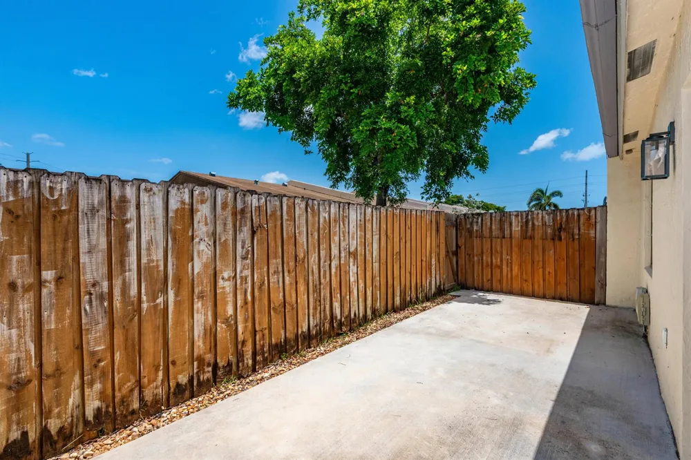 9279 NW 17TH COURT Pembroke Pines, FL 33024