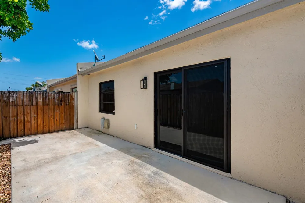 9279 NW 17TH COURT Pembroke Pines, FL 33024