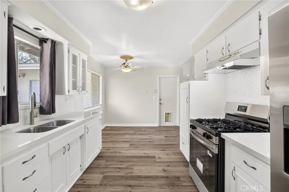 1742 E Foothill Dr. San Bernardino, CA 92404