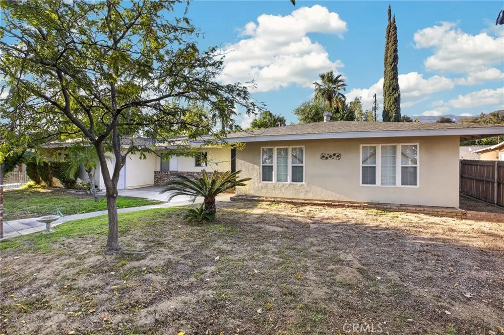 1742 E Foothill Dr. San Bernardino, CA 92404