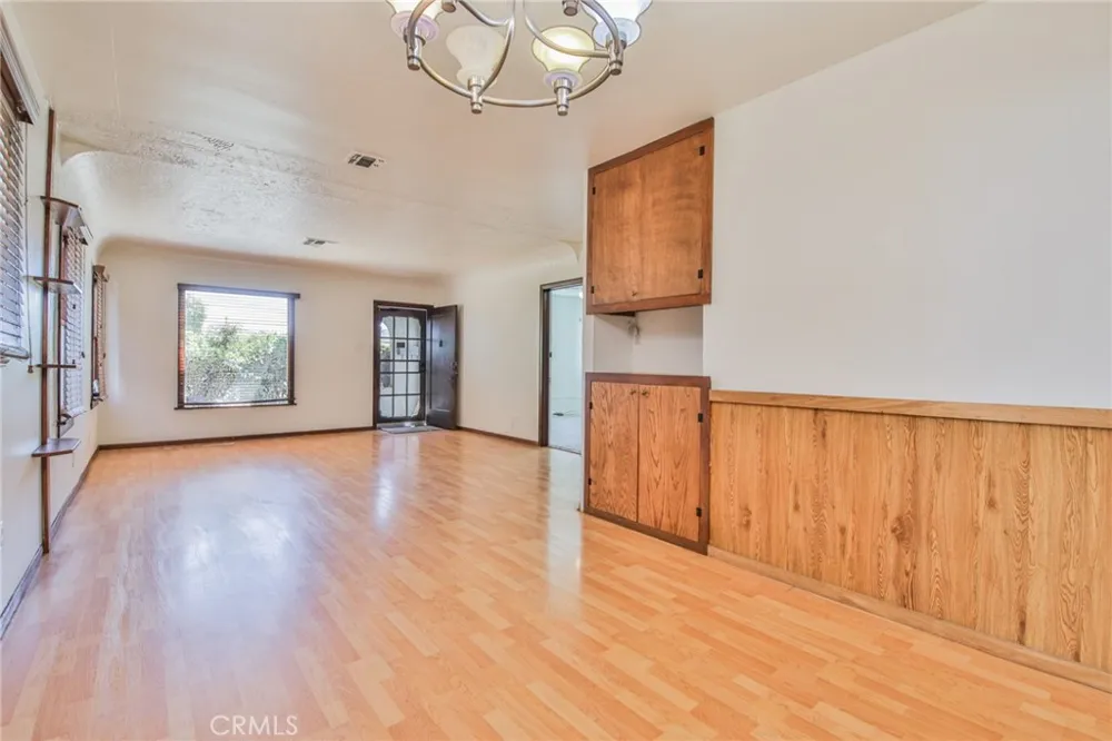 6479 Brayton Long Beach, CA 90805