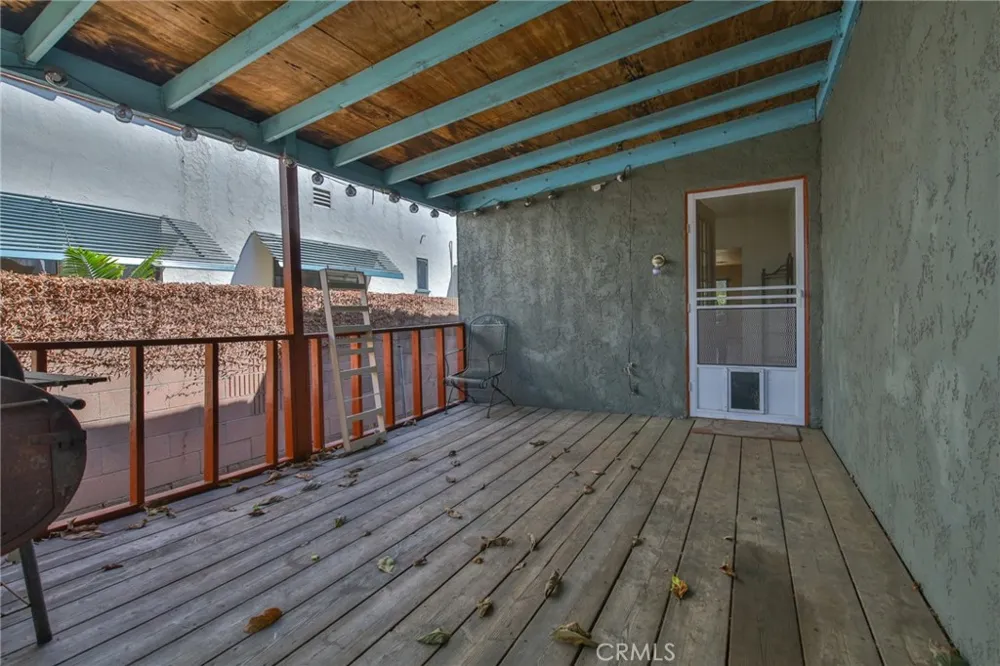 6479 Brayton Long Beach, CA 90805