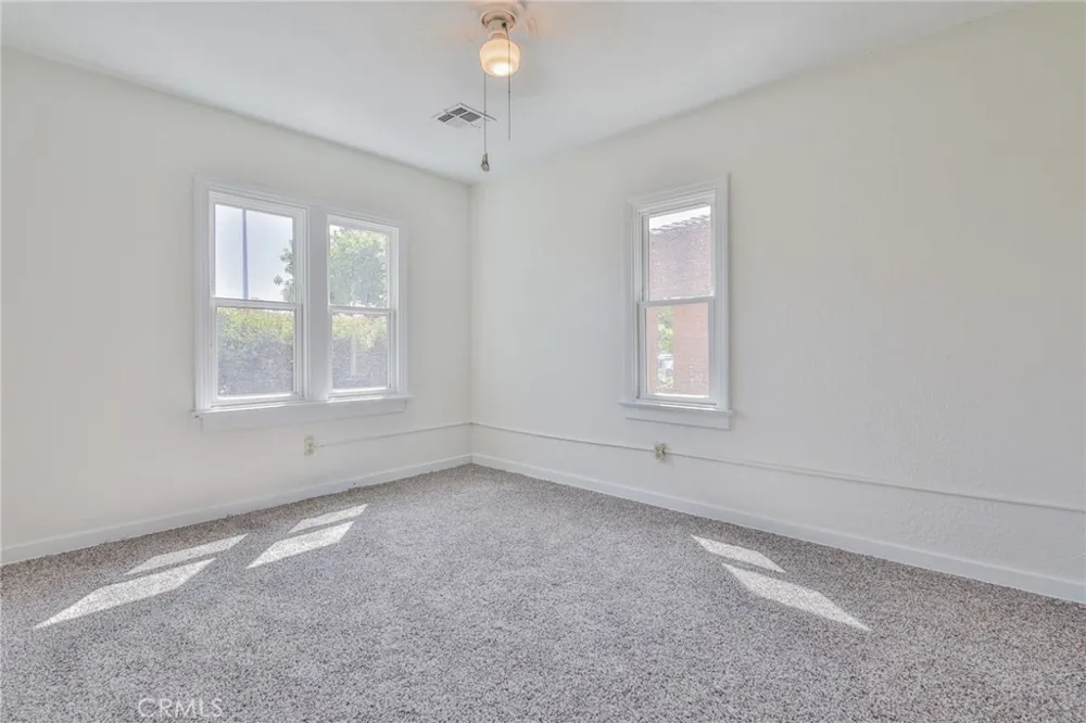 6479 Brayton Long Beach, CA 90805