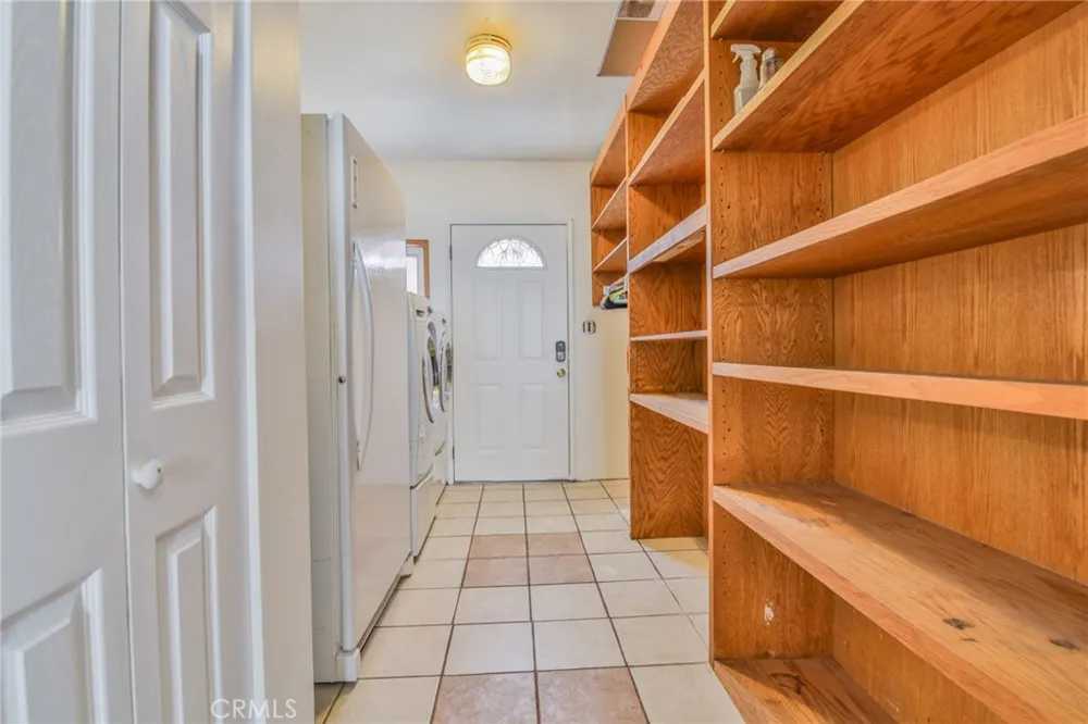 6479 Brayton Long Beach, CA 90805