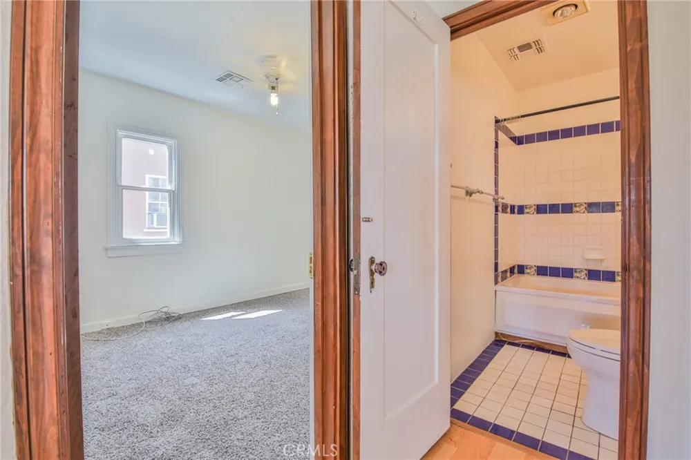 6479 Brayton Long Beach, CA 90805