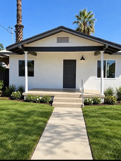164 E 10th Street San Bernardino, CA 92410