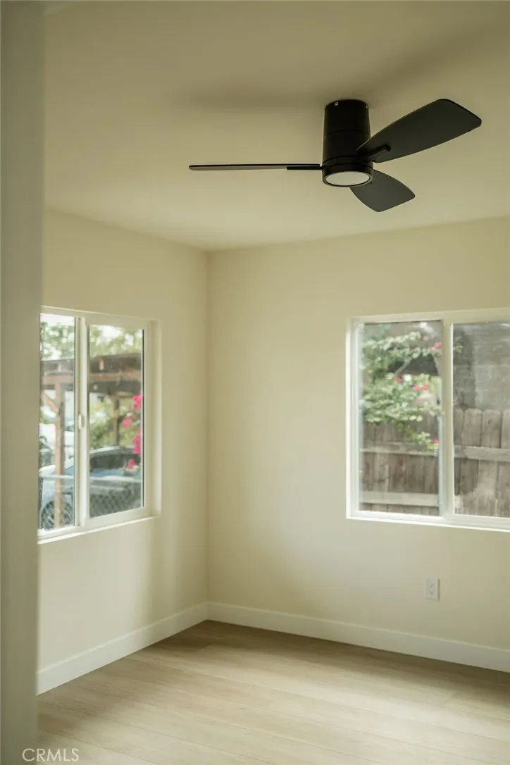 164 E 10th Street San Bernardino, CA 92410
