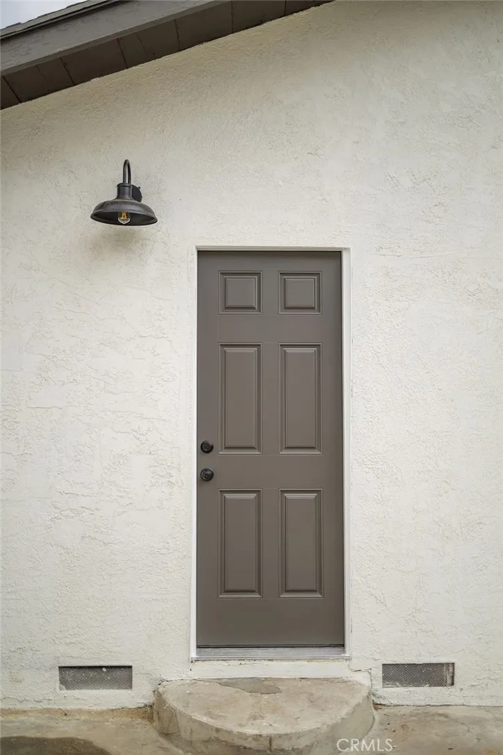 164 E 10th Street San Bernardino, CA 92410