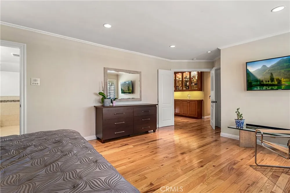 6865 E Georgetown Anaheim Hills, CA 92807