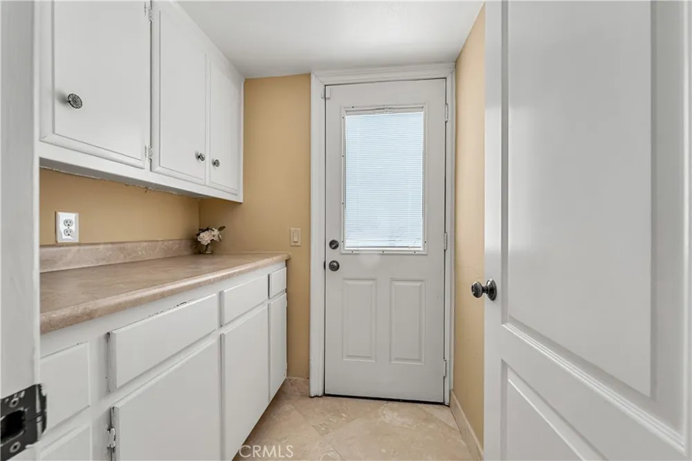 6865 E Georgetown Anaheim Hills, CA 92807