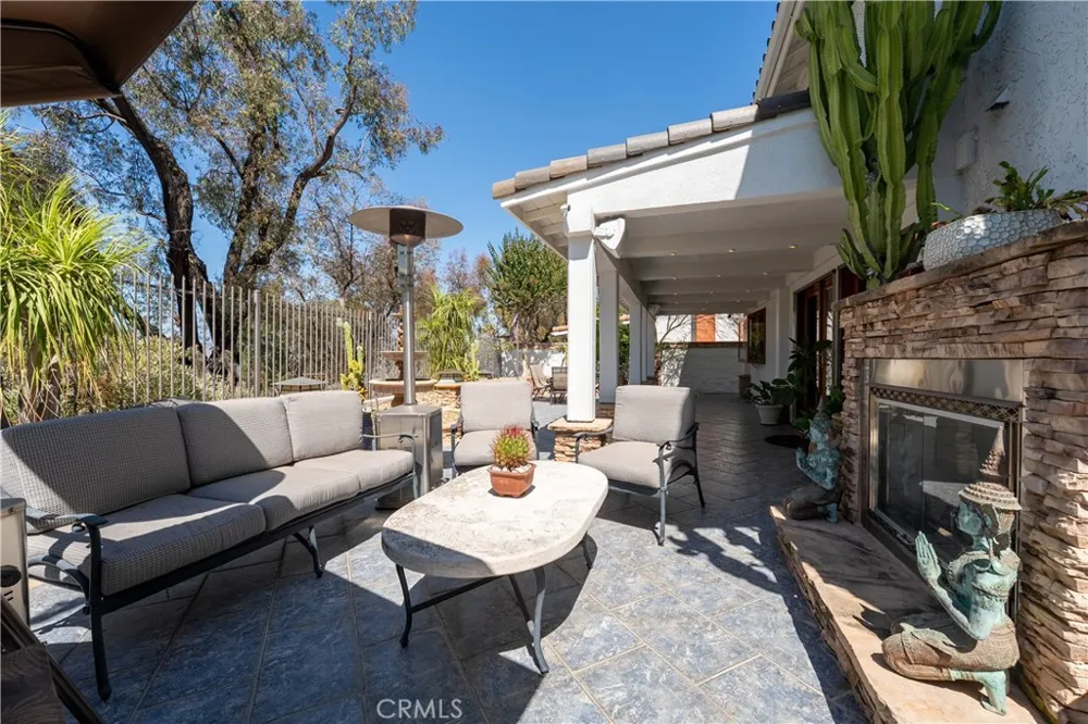 6865 E Georgetown Anaheim Hills, CA 92807