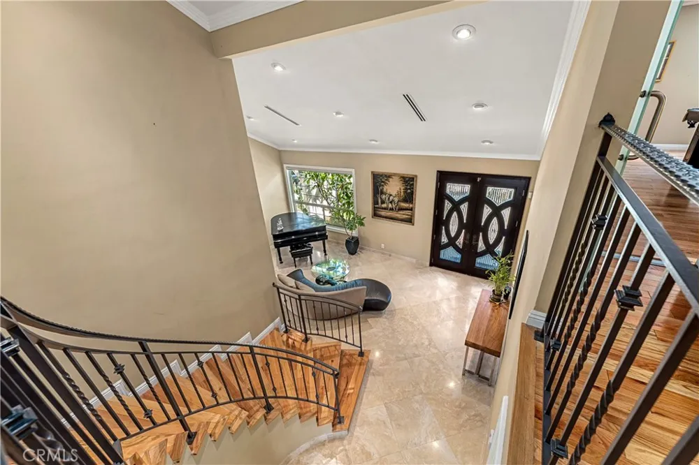 6865 E Georgetown Anaheim Hills, CA 92807