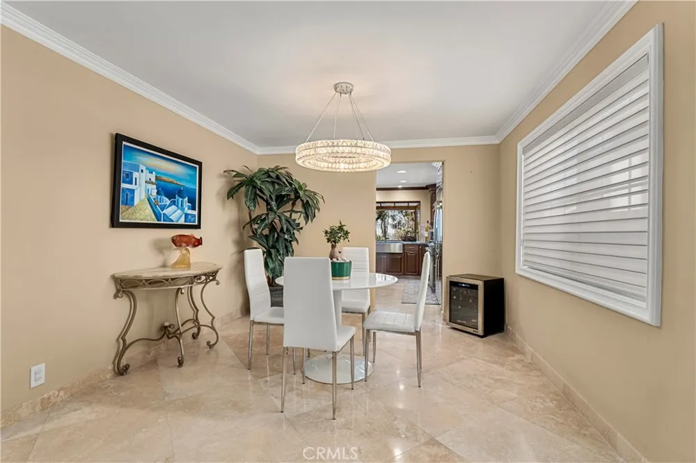 6865 E Georgetown Anaheim Hills, CA 92807
