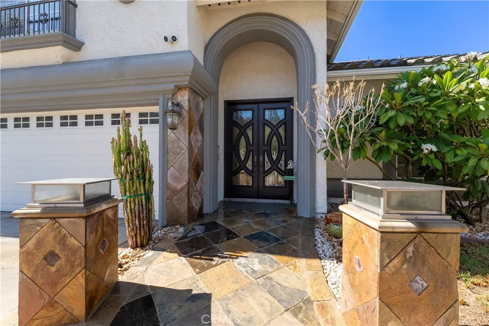 6865 E Georgetown Anaheim Hills, CA 92807