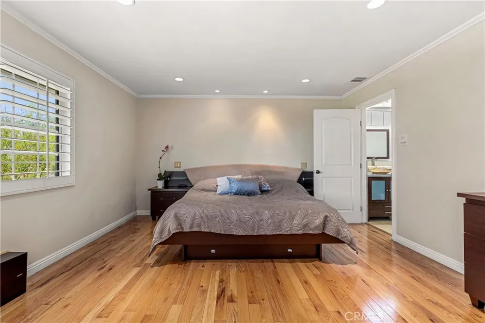 6865 E Georgetown Anaheim Hills, CA 92807