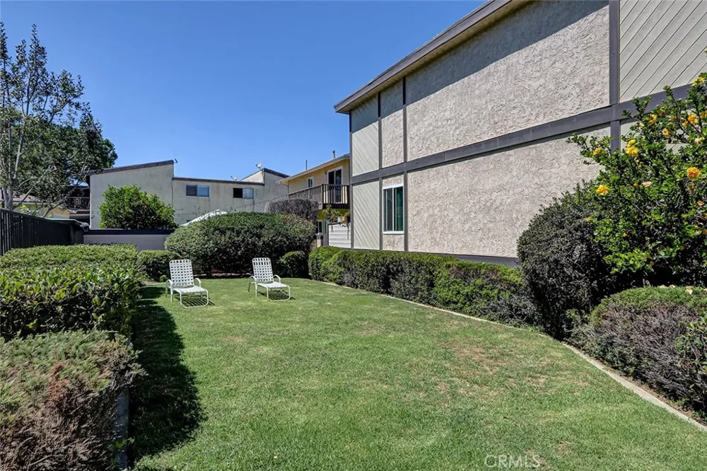 2120 Dufour Avenue #5 Redondo Beach, CA 90278