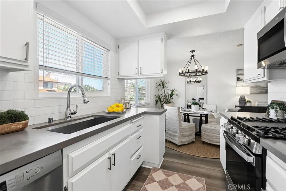 2120 Dufour Avenue #5 Redondo Beach, CA 90278