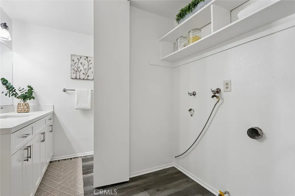 2120 Dufour Avenue #5 Redondo Beach, CA 90278