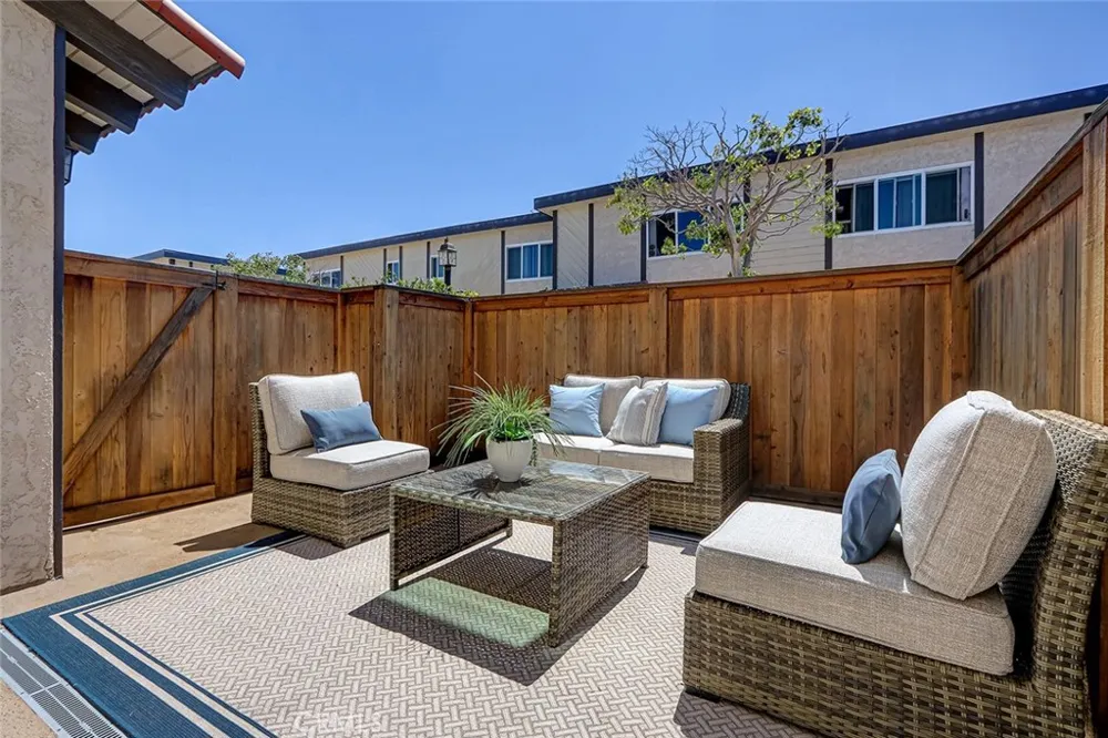 2120 Dufour Avenue #5 Redondo Beach, CA 90278