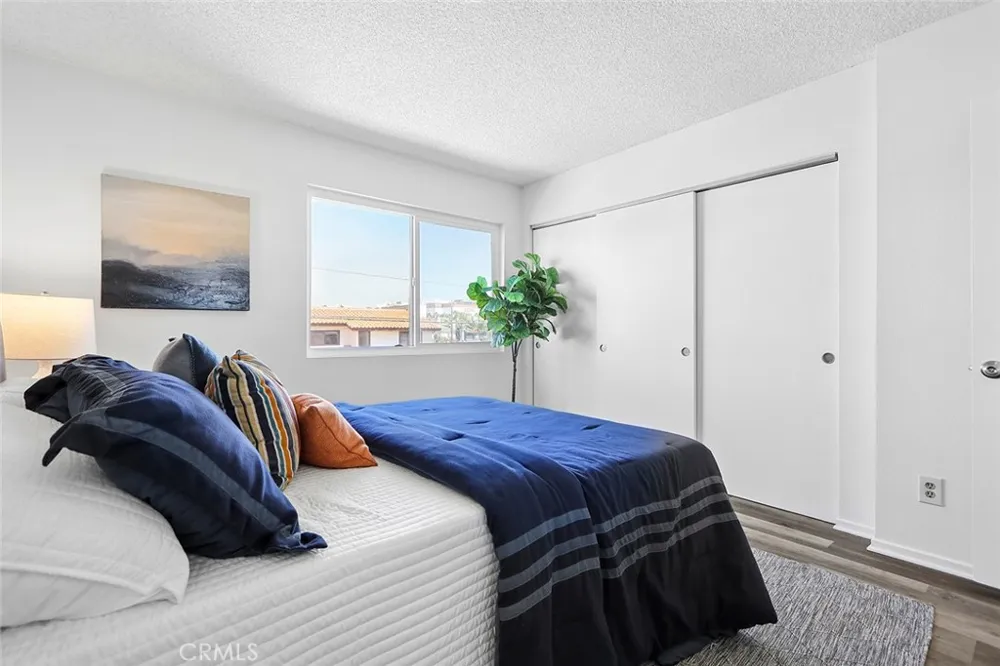 2120 Dufour Avenue #5 Redondo Beach, CA 90278