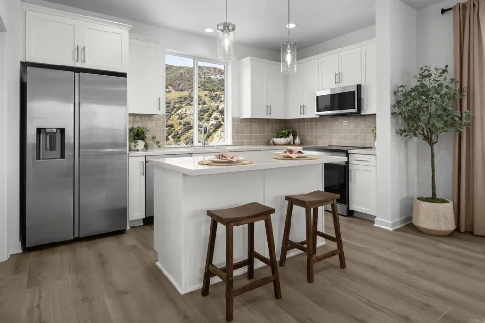 7609 Quest Lane Santee, CA 92071