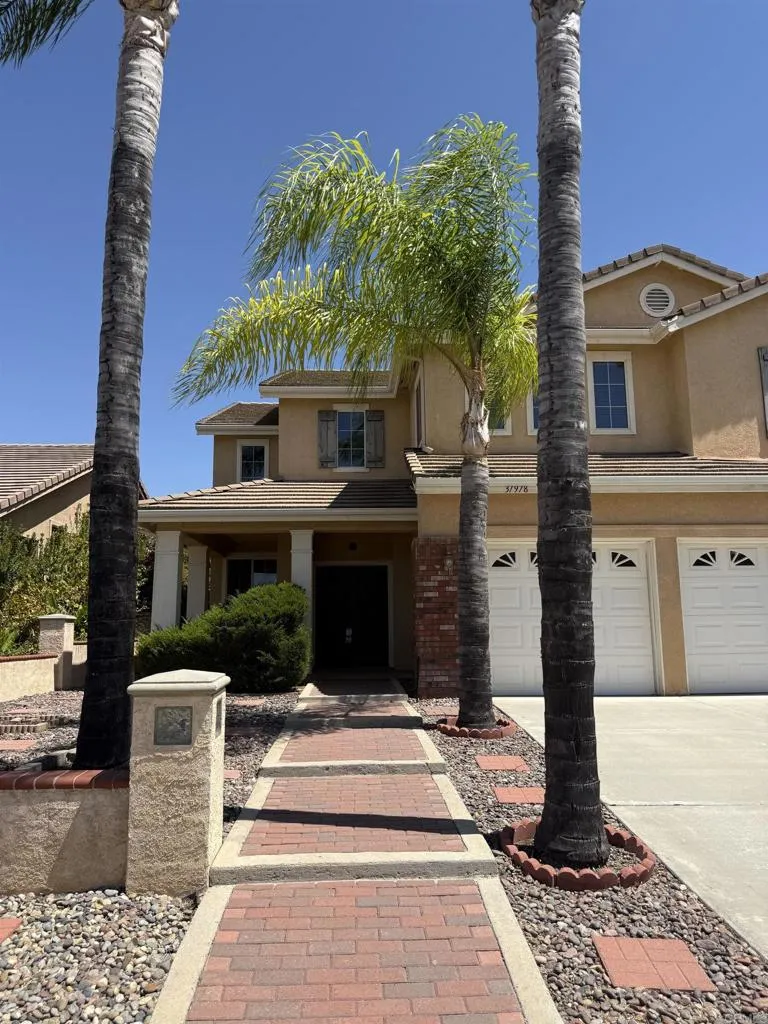 37978 Spur Drive Murrieta, CA 92563