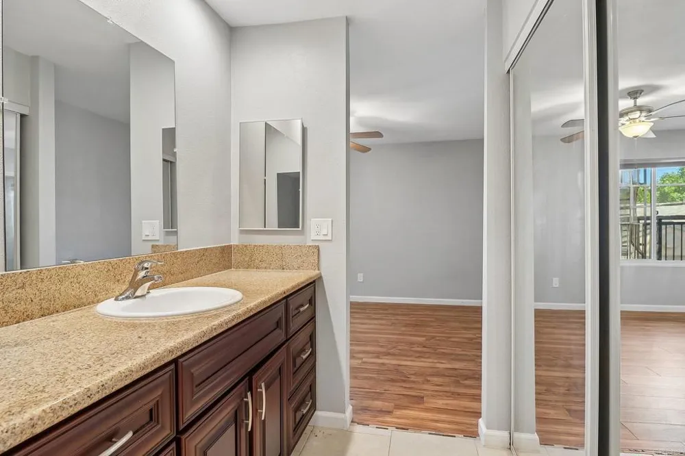 552 Canyon Drive #29 Oceanside, CA 92054