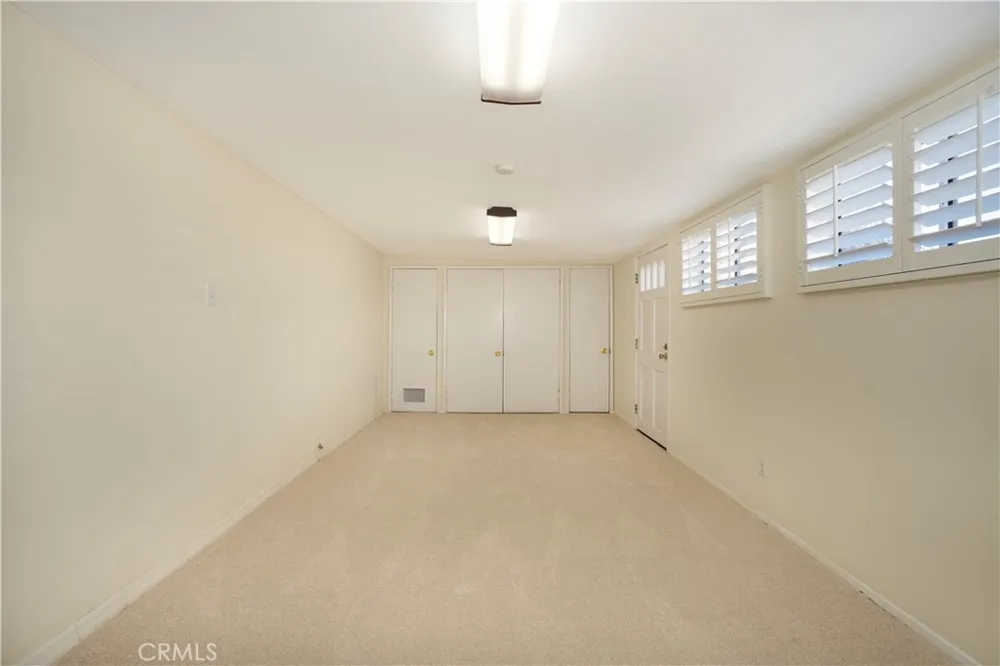 26807 Circle Of The Oaks Newhall, CA 91321