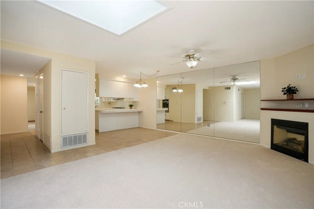 26807 Circle Of The Oaks Newhall, CA 91321