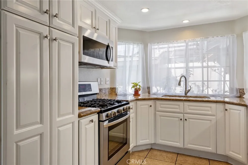 41441 Avenida De La Reina Temecula, CA 92592