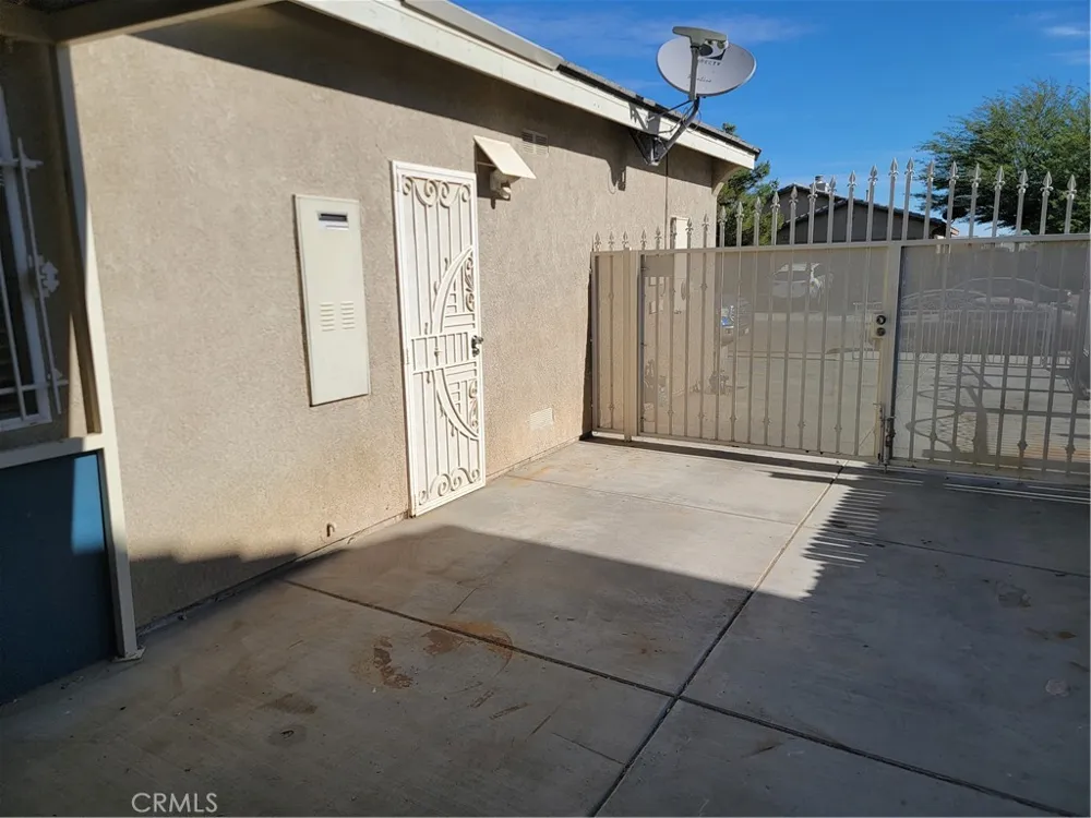 10515 Arlette Court Adelanto, CA 92301