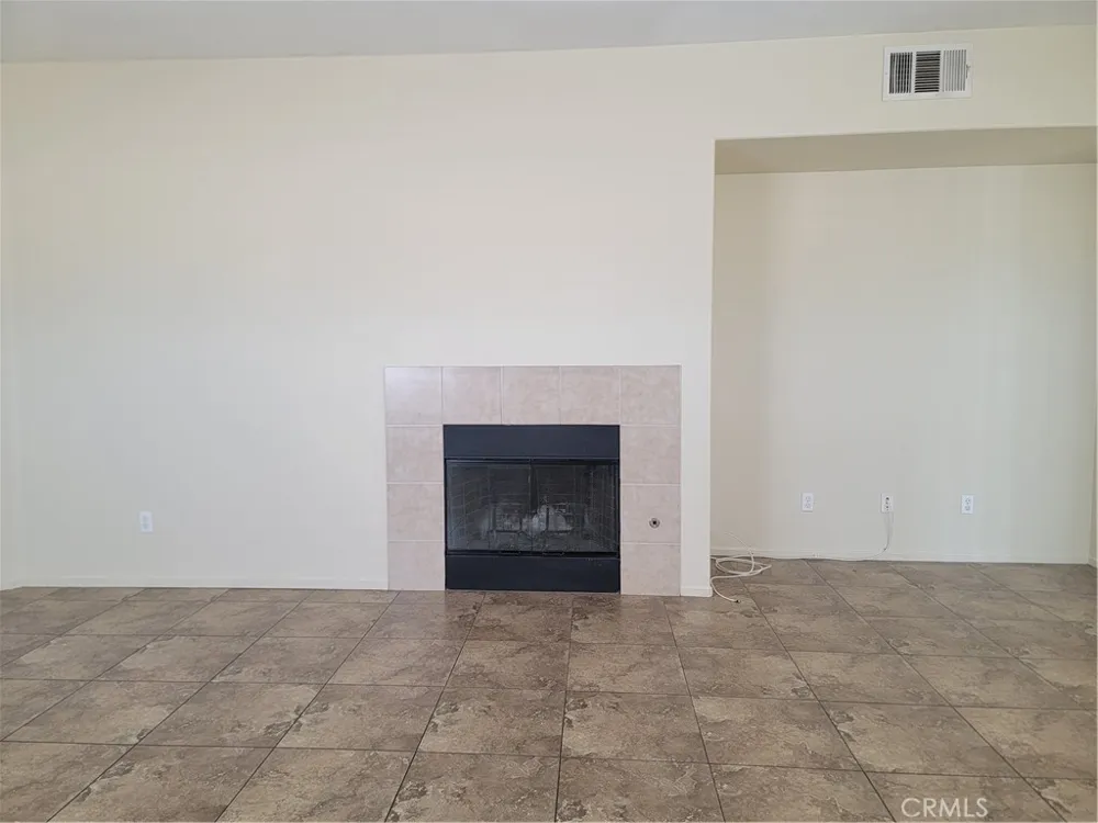 10515 Arlette Court Adelanto, CA 92301