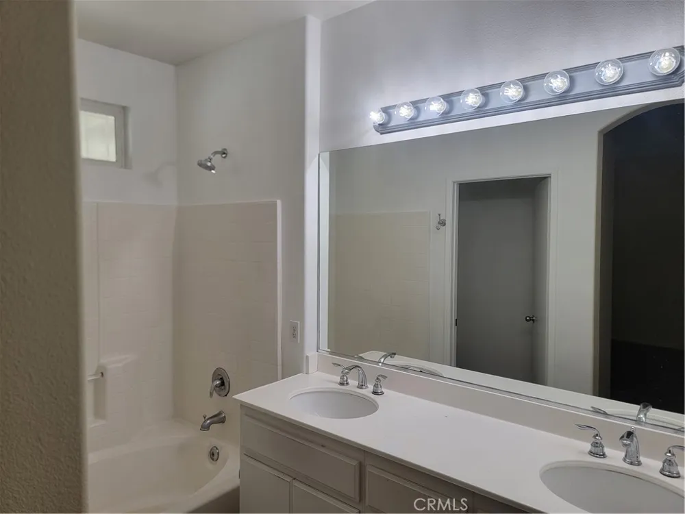 10515 Arlette Court Adelanto, CA 92301