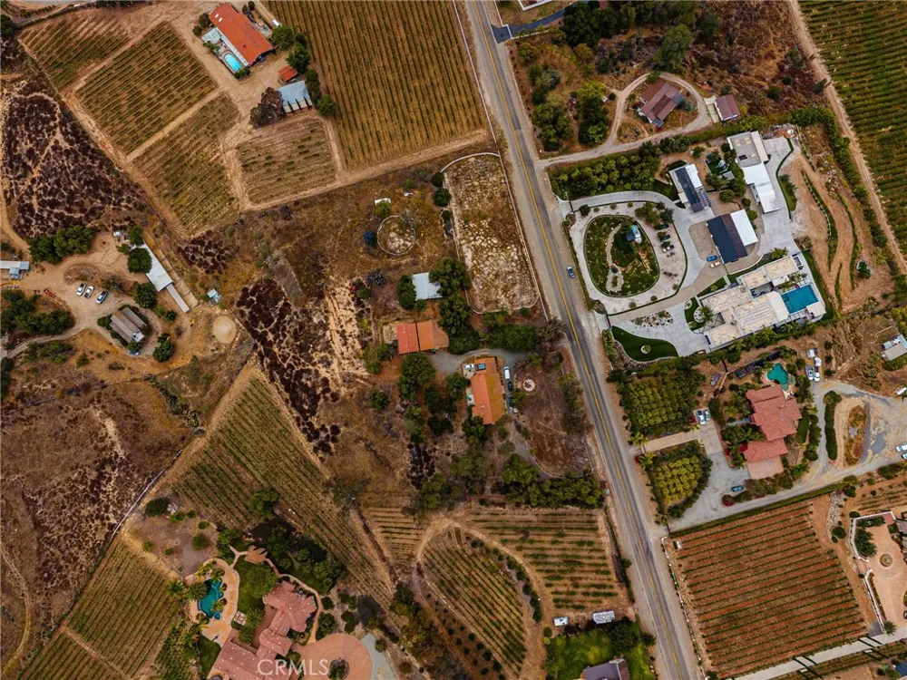 33545 Madera De Playa Temecula, CA 92592