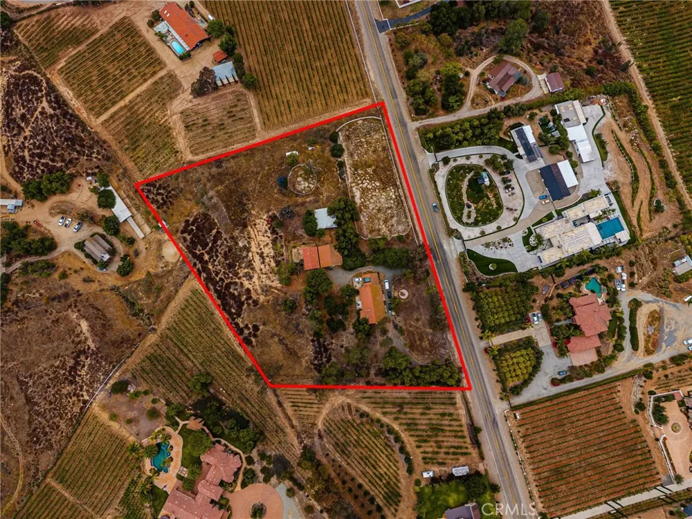 33545 Madera De Playa Temecula, CA 92592